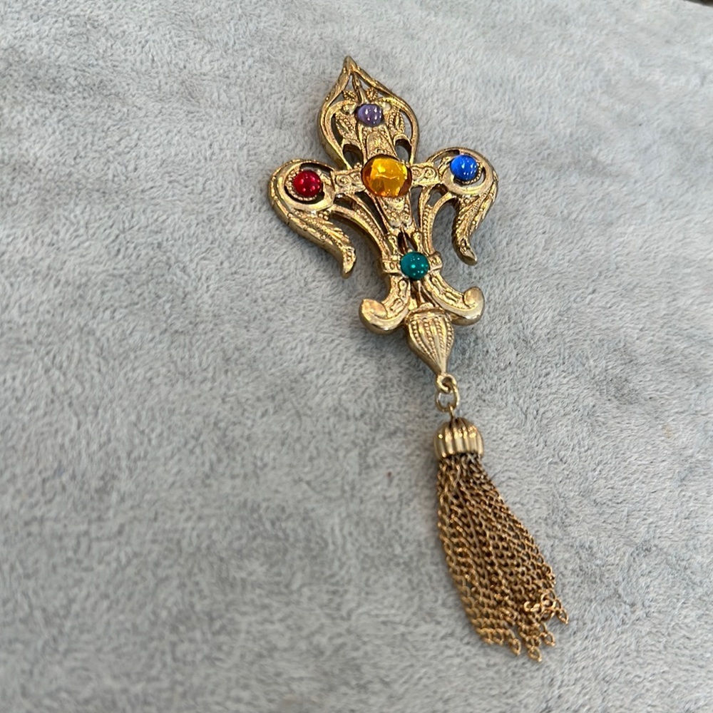 Vintage Gold Fleur-de-Lis With Colorful Rhinestone Gems With Tassel Large Brooch